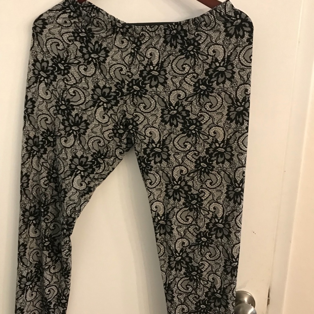 Paisley leggings